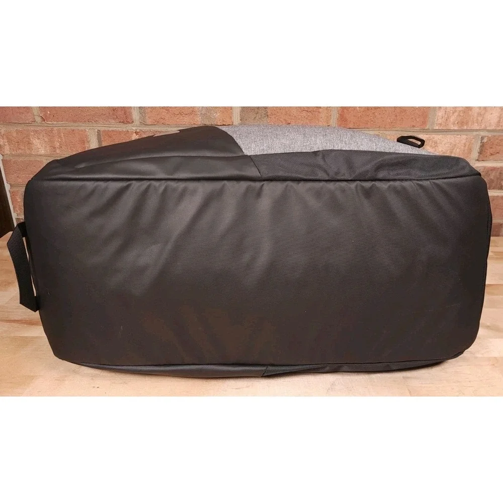 UNDER ARMOUR Mens UA Undeniable 4.0 Duffle Graphite Black Bag Gym